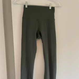 lululemon Wunder Train High-Rise 25”, size 4, color Smoked Spruce GUC